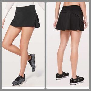 Lululemon Womens 10 Reg Black Play off the Pleats Skirt 13" Skort Built-In Short